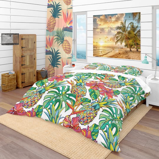 Designart 'Colorful Tropical Pattern' Tropical Bedding Set
